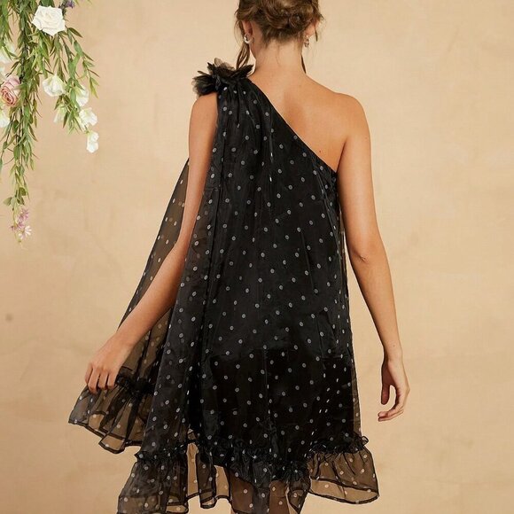 Black Elegant Women's Polka Dot Off Shoulder Dress With Detachable Flower - Picture 3 of 7
